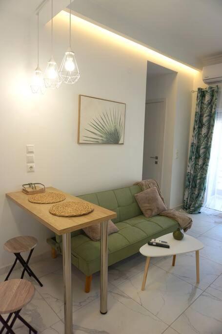 Ferienwohnung Block Of Flats - Modern Flat Ioannina Exterior foto